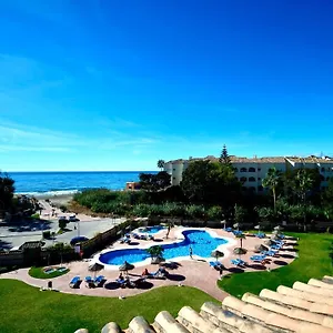 Apartamento At Club Playa Real, Marbella